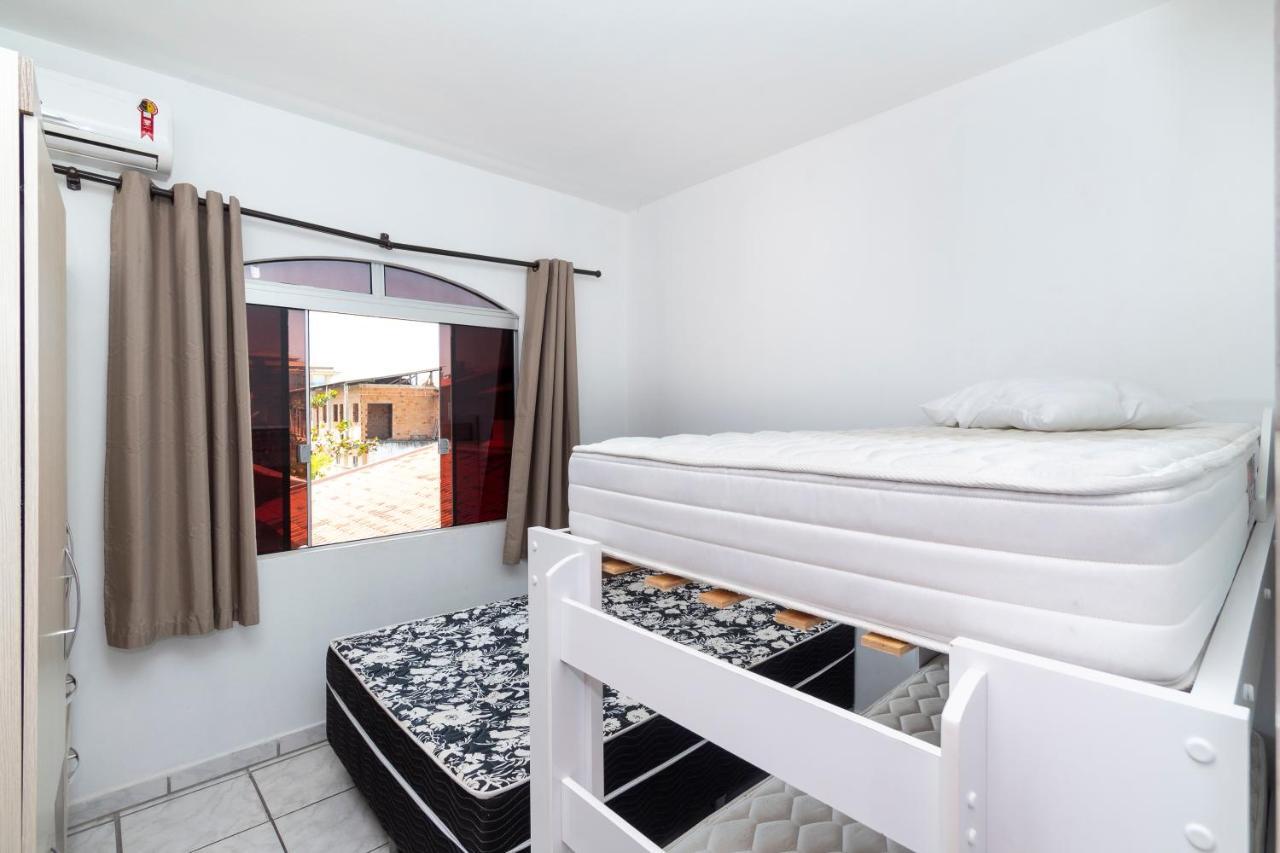 Residencial Ipe Amarelo Appartamento Bombinhas Esterno foto