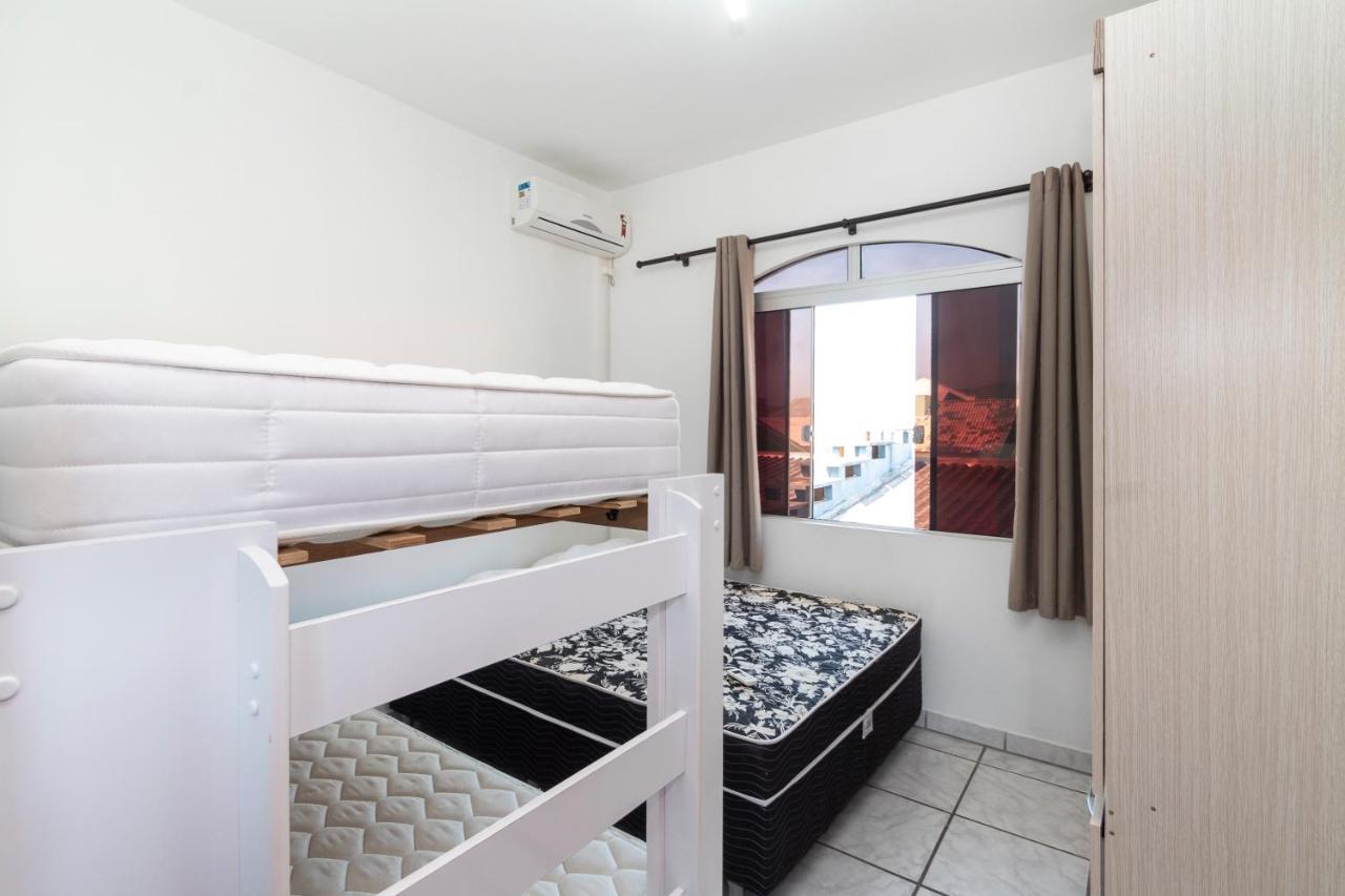 Residencial Ipe Amarelo Appartamento Bombinhas Esterno foto