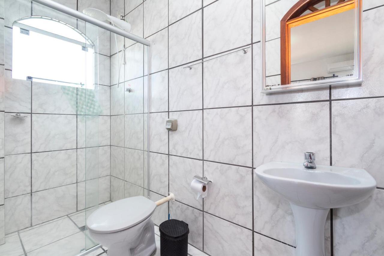 Residencial Ipe Amarelo Appartamento Bombinhas Esterno foto