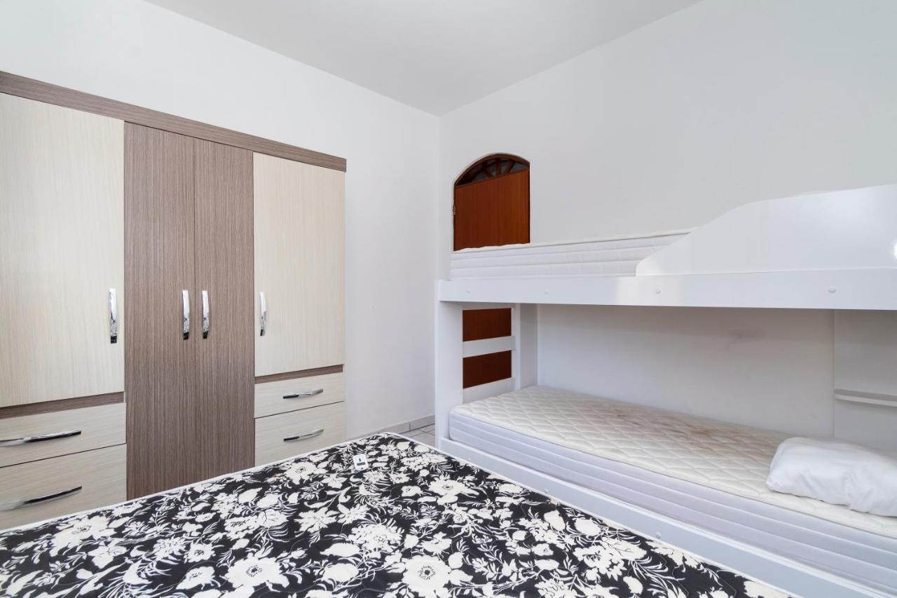 Residencial Ipe Amarelo Appartamento Bombinhas Esterno foto