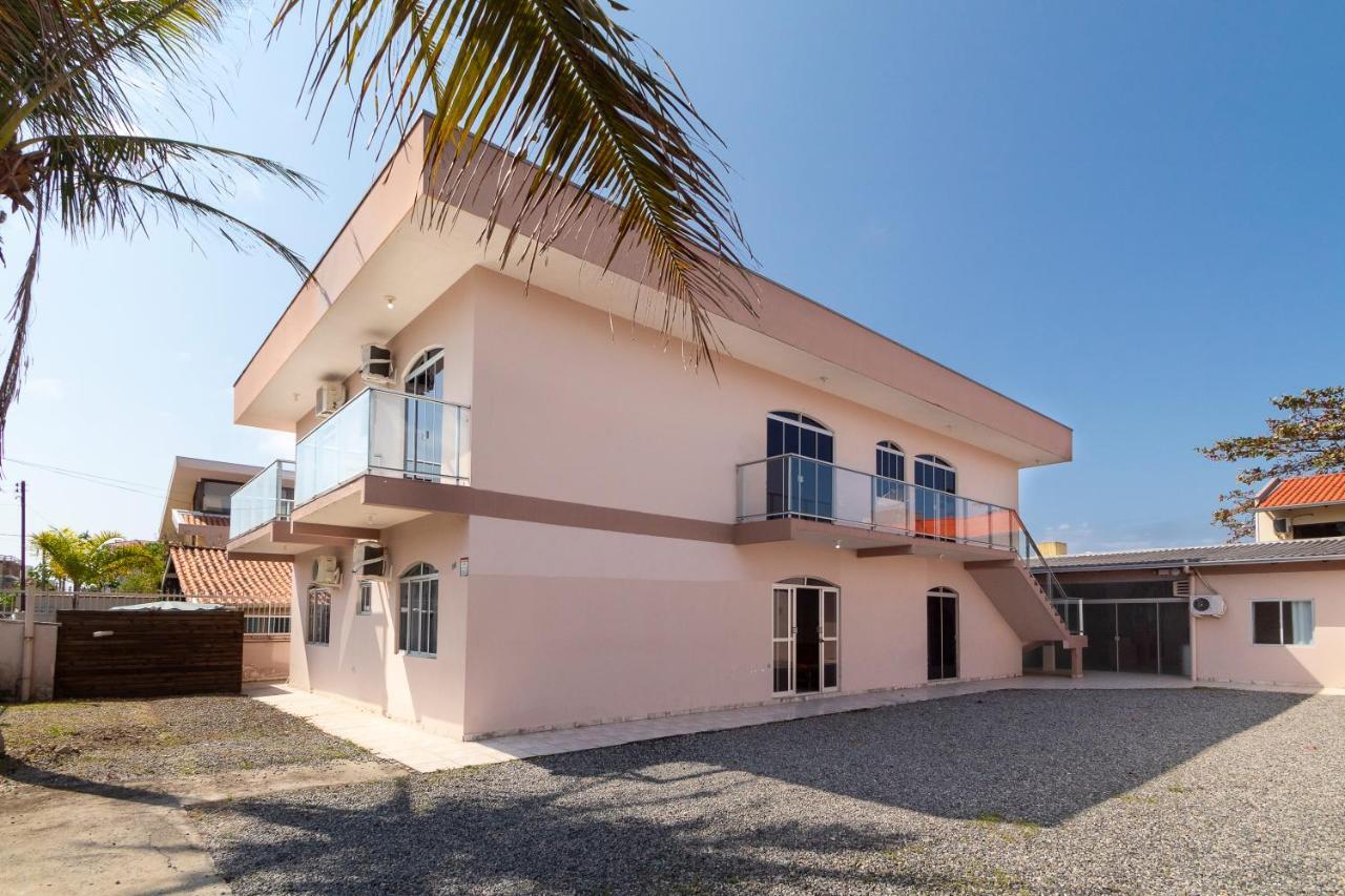 Residencial Ipe Amarelo Appartamento Bombinhas Esterno foto