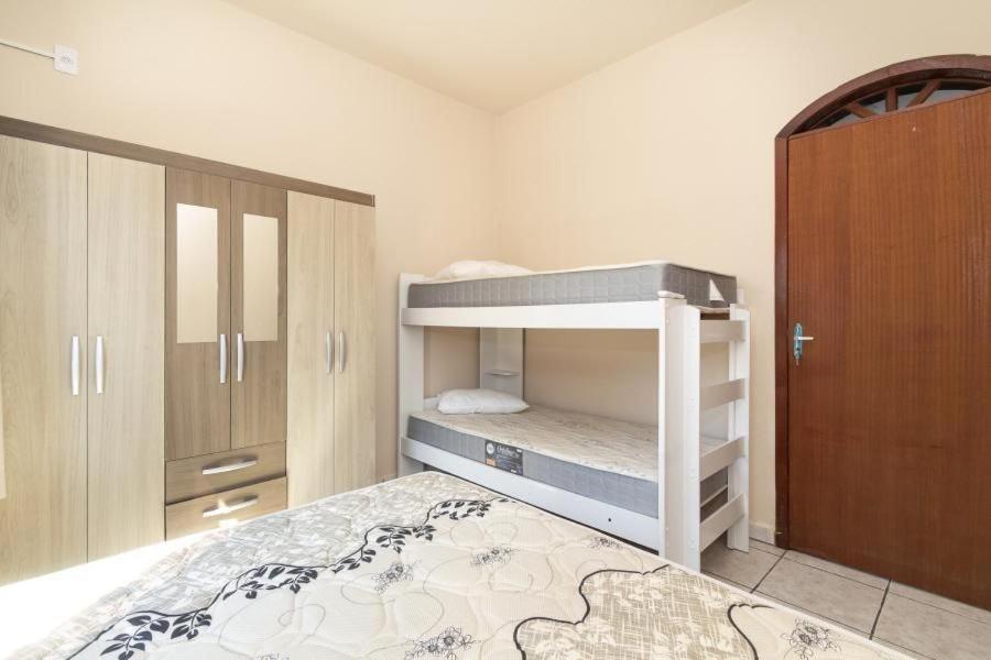 Residencial Ipe Amarelo Appartamento Bombinhas Esterno foto