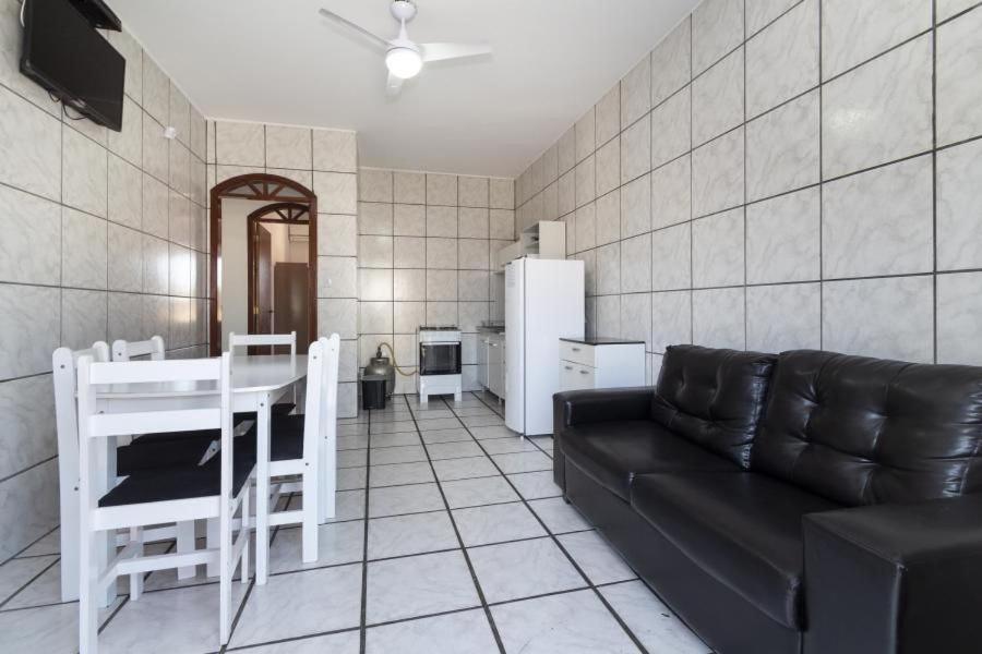 Residencial Ipe Amarelo Appartamento Bombinhas Esterno foto